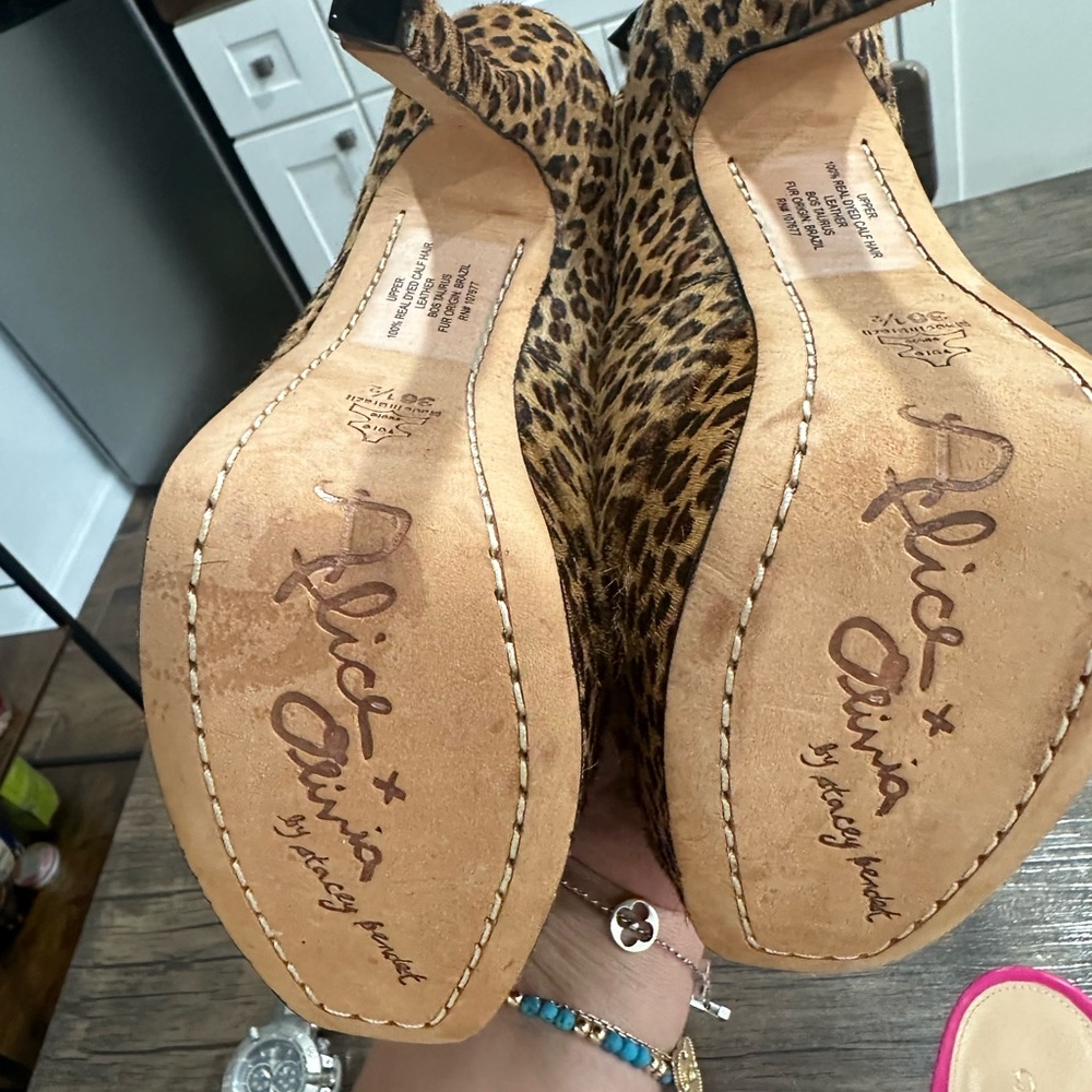 Alice + Olivia Brown Leather Heels